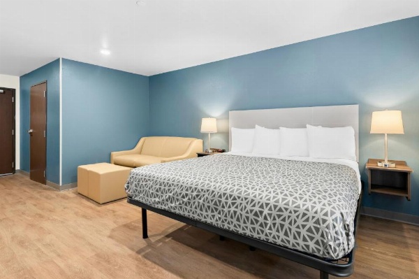 WoodSpring Suites Billings image 10